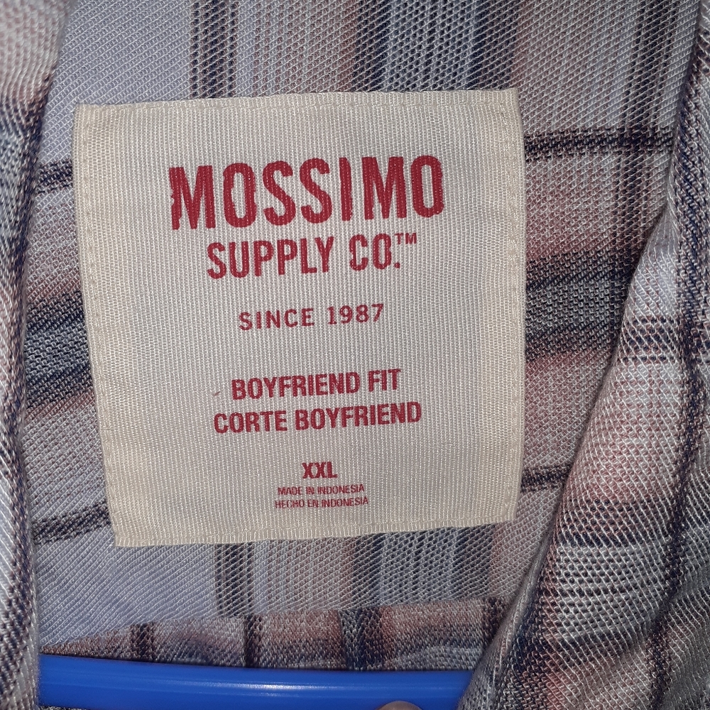 2 Mossimo Light Weight Button Down Shirts - image 3